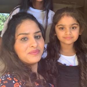 Meet your Posher, Poorvi